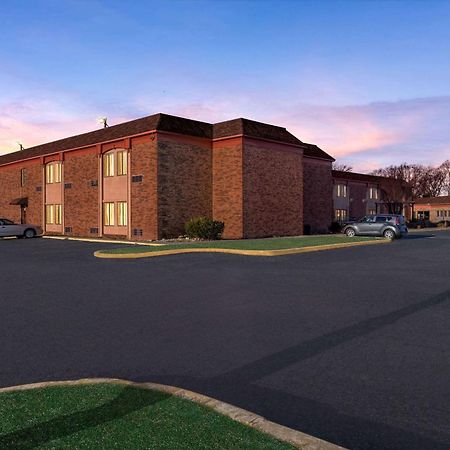Suburban Studios Kansas City Airport North Platte City Exterior photo