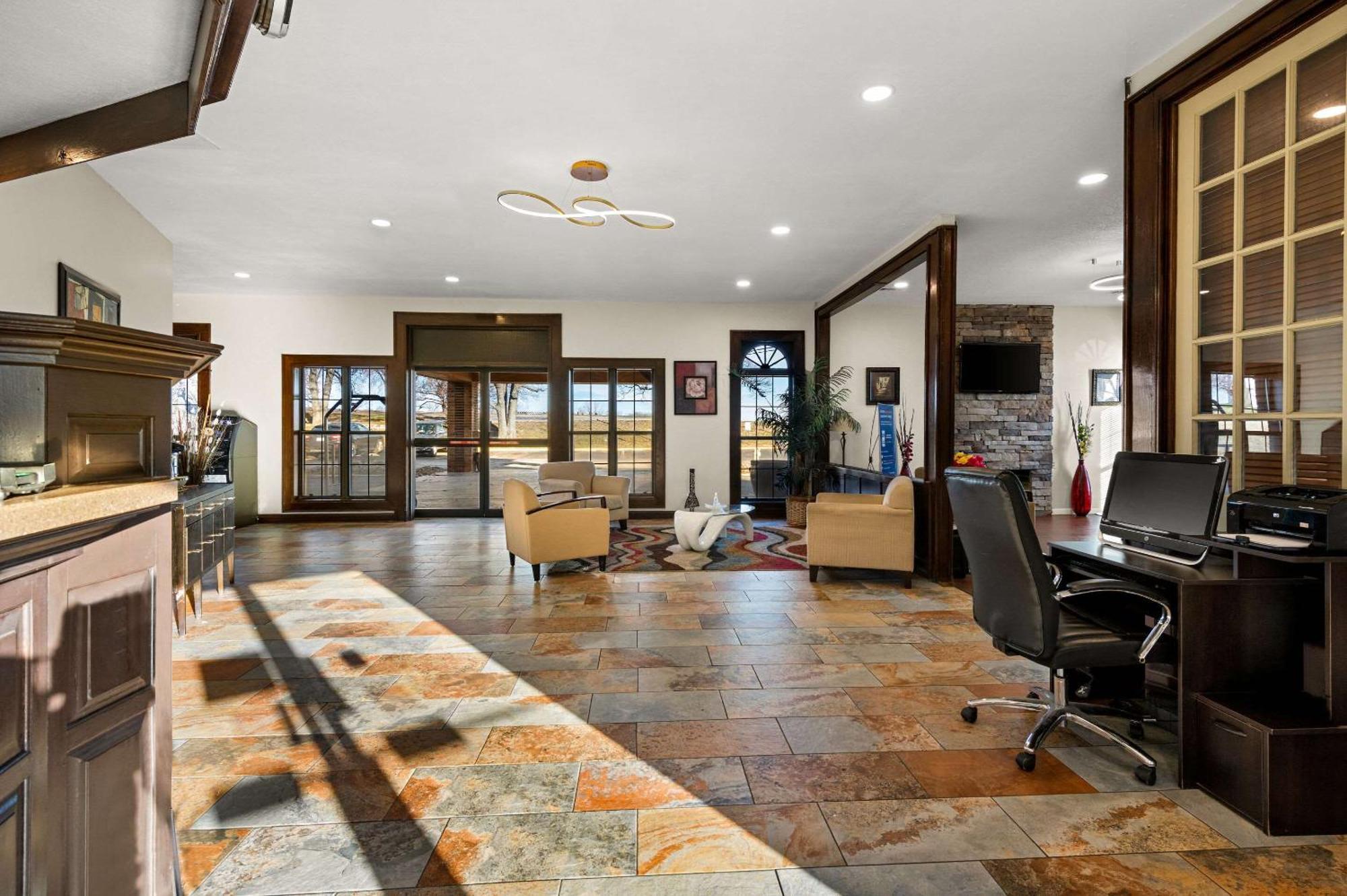 Suburban Studios Kansas City Airport North Platte City Exterior photo